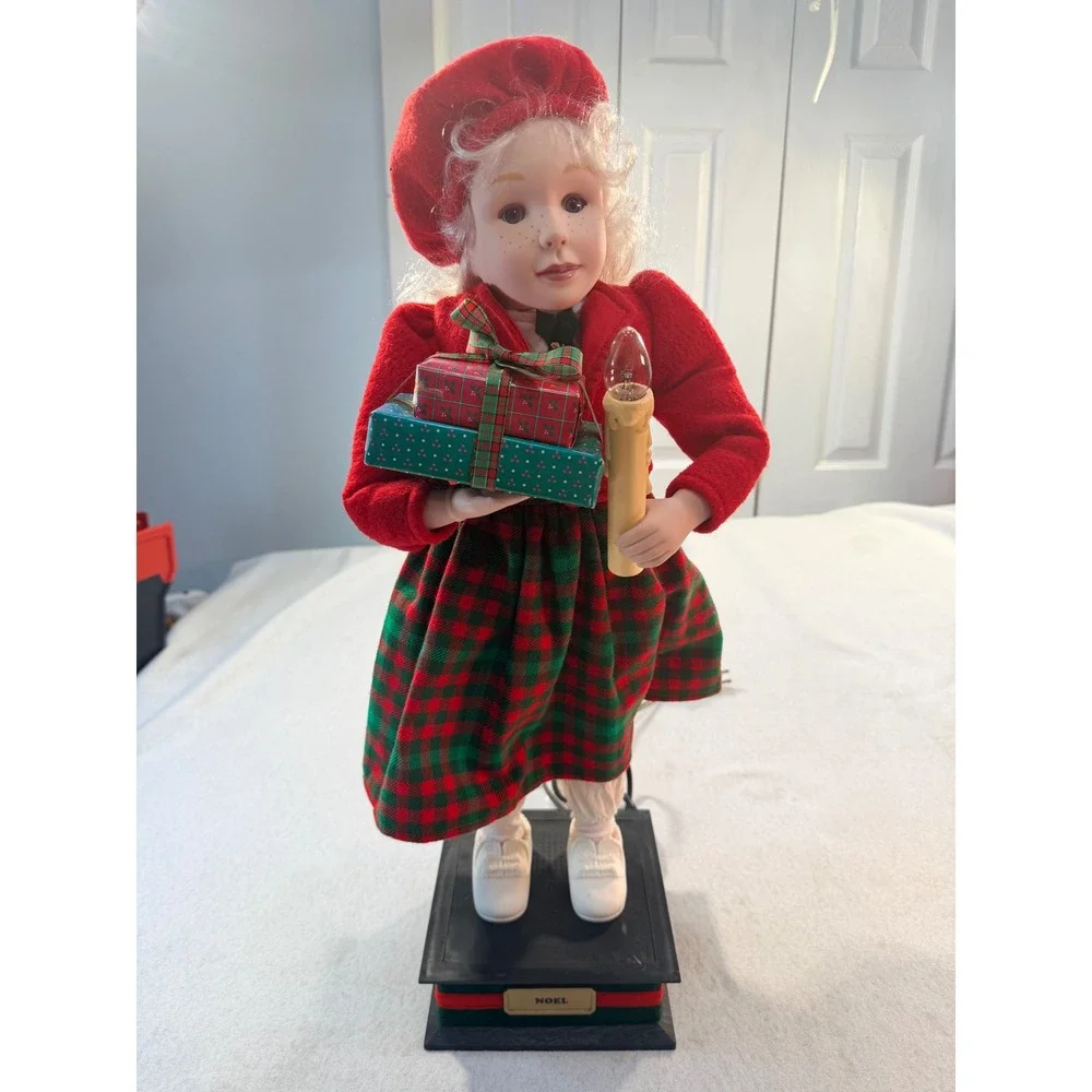 Vintage 1993 Holiday Creations NOEL Girl Animated Musical Christmas Figure